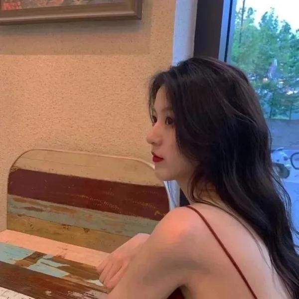 三场意外与一个预言 海报